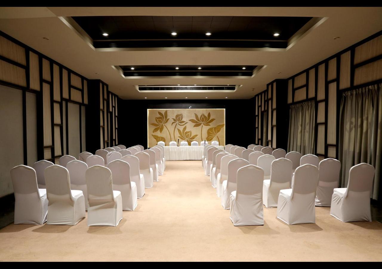 Hotel Agc Aurangabad  Exterior photo